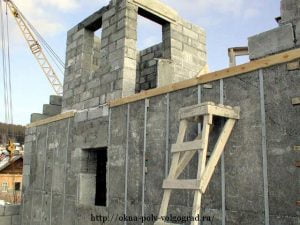Тонкости строительства собственного дома. Выбор проекта, толщины стен и окон